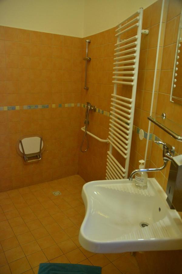 Penzion Ve Vezi Bohumin Luaran gambar